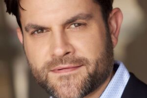 Kristofer McNeeley: Secrets to Selling Your Christmas Script